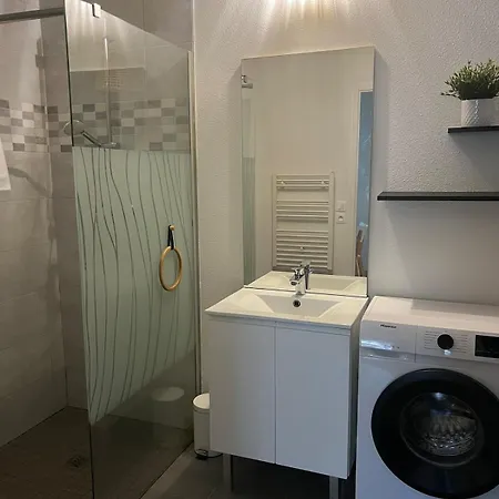Joli T2 Au Bord De L'ocean Avec Jardin Privatif * ラバンヌ